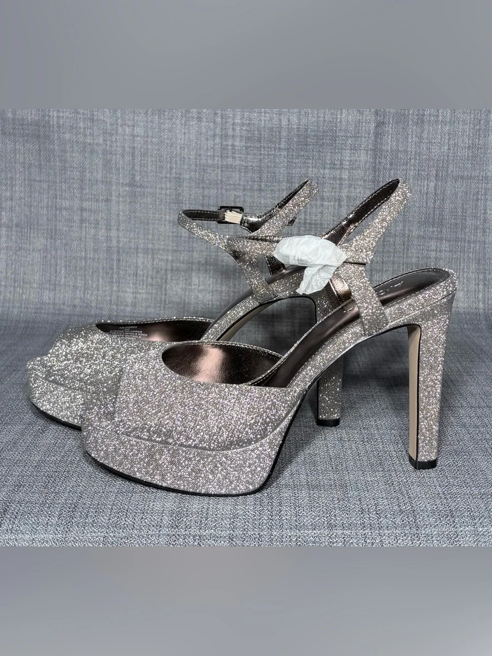 Aqua Women's Poppy Glitter Platform Sandals Silver Size 8